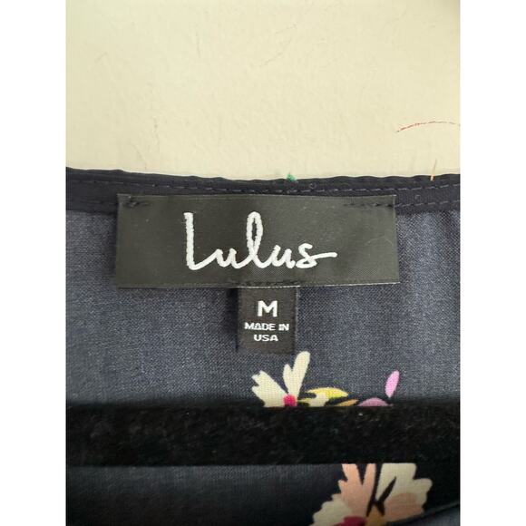 Lulu’s Navy Floral Dress Size Medium - Picture 4 of 5